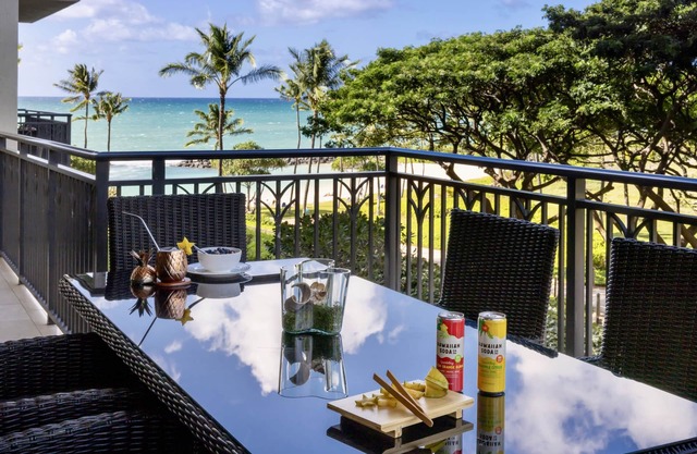 Condominio de esquina de gran tamaño dentro de Beach Tower w / Private Sunset Ocean Views