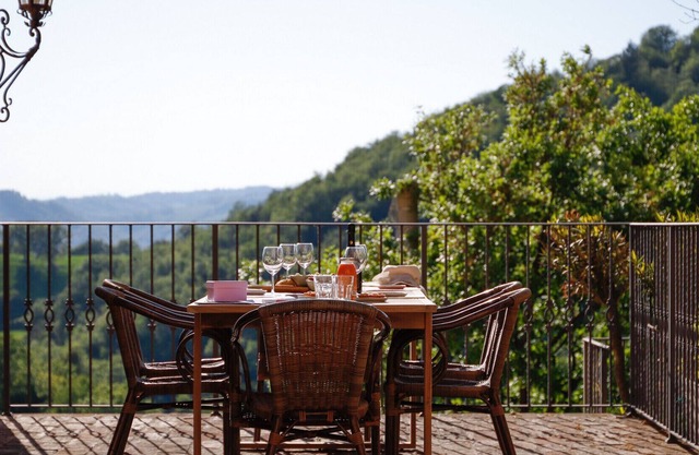 Serafini Home N.20 by Yohome on the Fanesi hills 20km from the sea