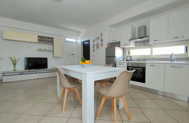 Serao House, apartment on the 2nd floor in the center