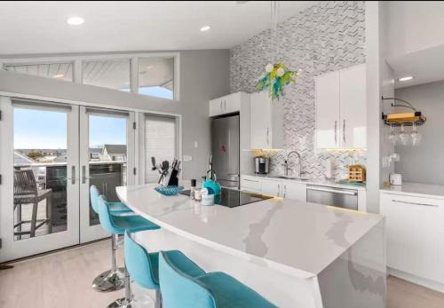 Serendipity Beach Retreat Penthouse and Yoga