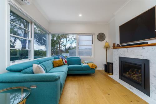 Serene 3BR Haven in Ainslie - Ideal Getaway - Hosted by Canstay