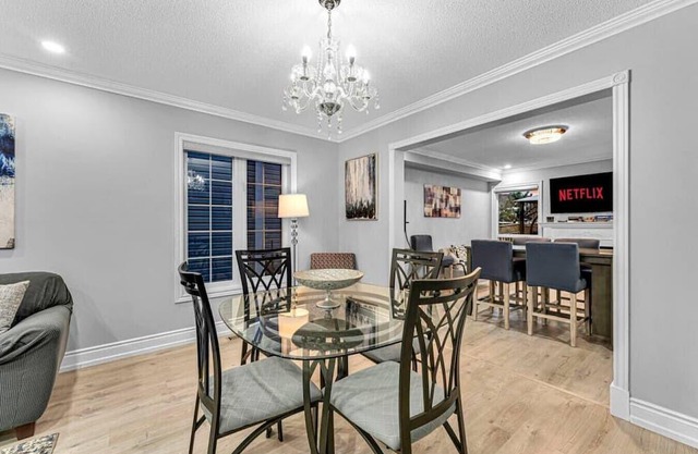 Serene 4BR Oasis Nearby Restaurants 2 WFH Setup