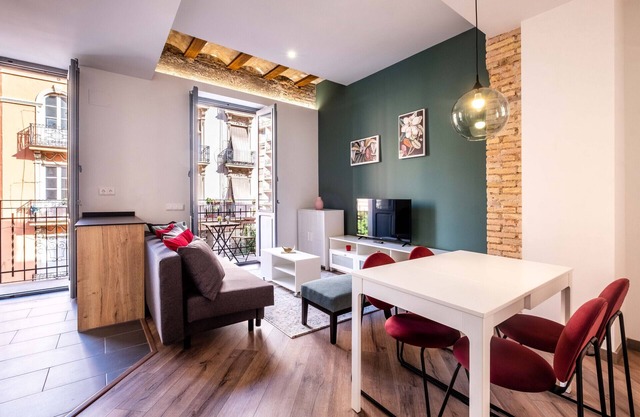 Serene Apartment with a Relaxing Atmosphere