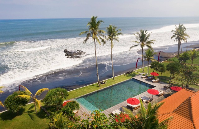 Serene Escape in One Suite Room w/ Sea View