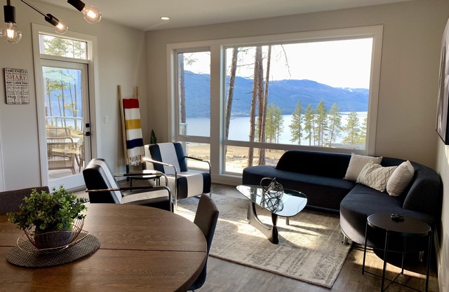 Serene Hilltop Home overlooking Lake Okanagan with access to a Beach