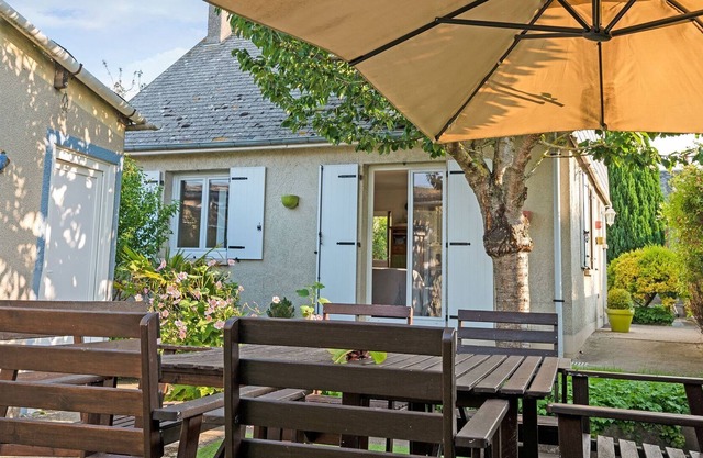Serena casa de vacaciones para familias en Normandía con jardín