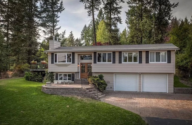 Serene Lake & Golf Retreat with views