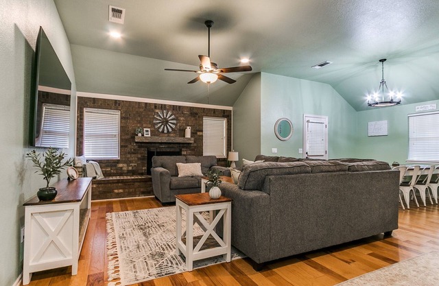 Serene Modern Farmhouse on 2 Acres