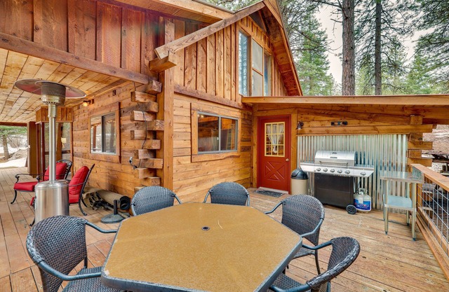 Serene Nature Getaway w/ Deck + Pool Access!