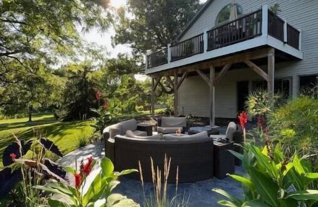 Serene property close to EAA