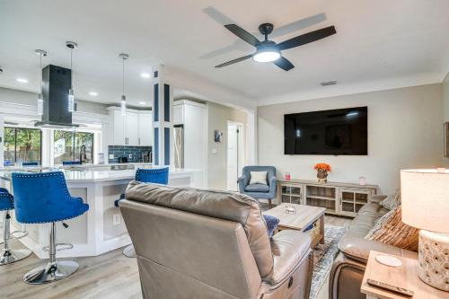 Serene St Petersburg Home with Private Hot Tub