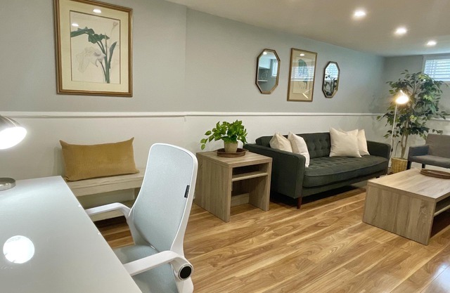 Serene Suite w/ 2 BDRM, Parking, Office, Close to Beach