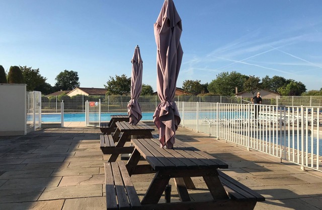 Serena Villa en Les Forges con Piscina