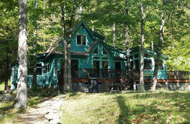 "Fantástico." Serene Woodstock Oasis, Sauna, Vapor, Calor invernal, Cocina de cocinero