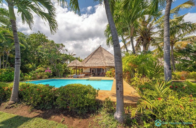 Serenity at a glance @ Lokapaksa, Seririt