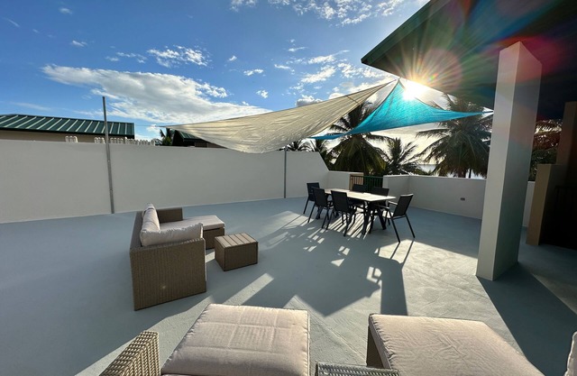New walkup penthouse condo in lovely Serenity by the Sea,WiFi, AC, 24/7 security