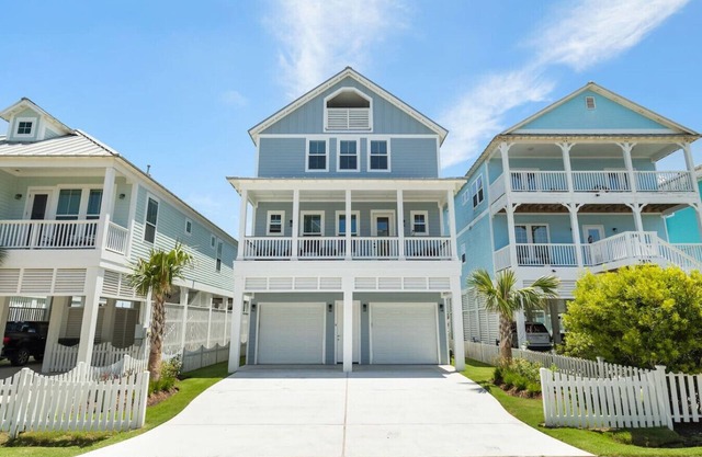 Serenity Cove - Lux 4bd House w/ Beach Access