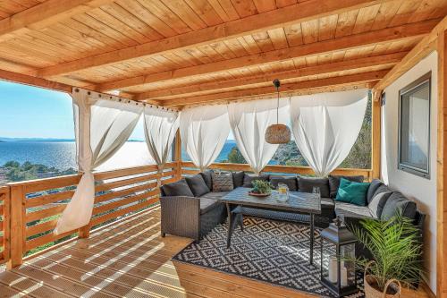Serenity Mobile House
