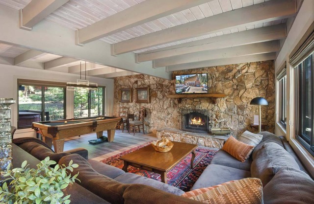 Serenity on Statford | Close to Northstar!