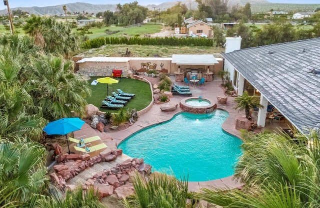 Serenity Palms 22555 Berry DHS