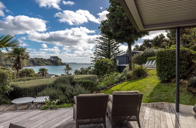 Serenity - Stay Waiheke