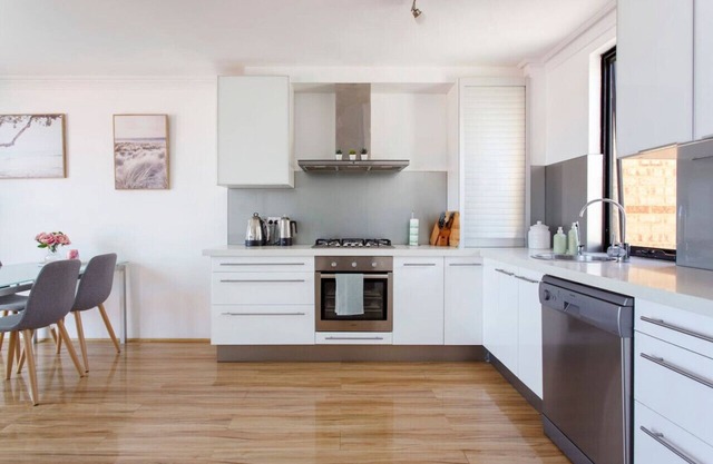 Serenity - Townhouse Close to South Fremantle