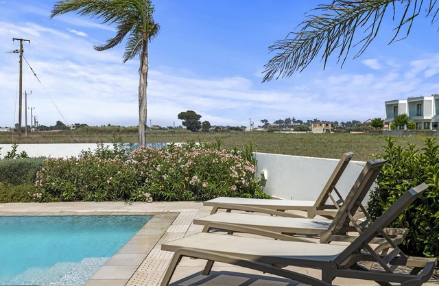 Serenity Waves Villa 22