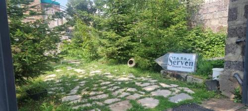 Serven Guest House