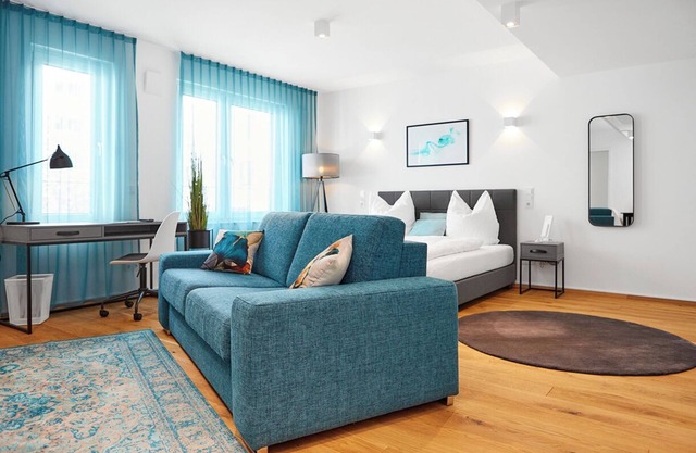 SERVENTO Boardinghouse