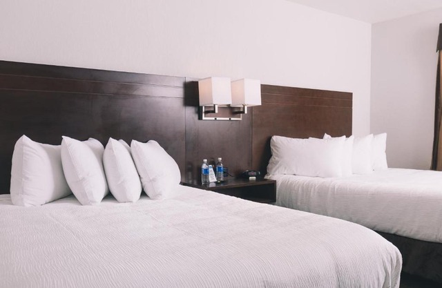 Service Plus Inns and Suites