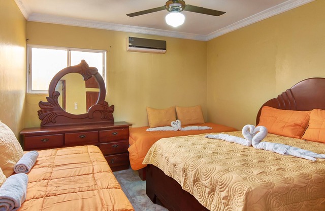 Family 2 Bedroom Apartment in Corales del Sur