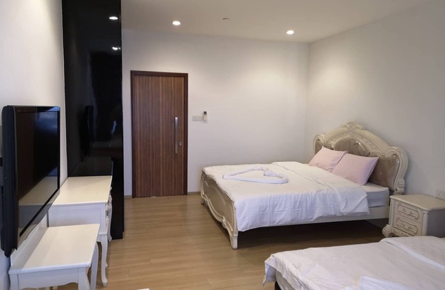 Apartamento con servicios cerca del hospital, ciudad y centro comercial