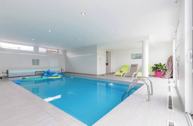 ☀Villa Enora Piscina cubierta climatizada todo el año jardín cerrado jacuzzi jacuzzi