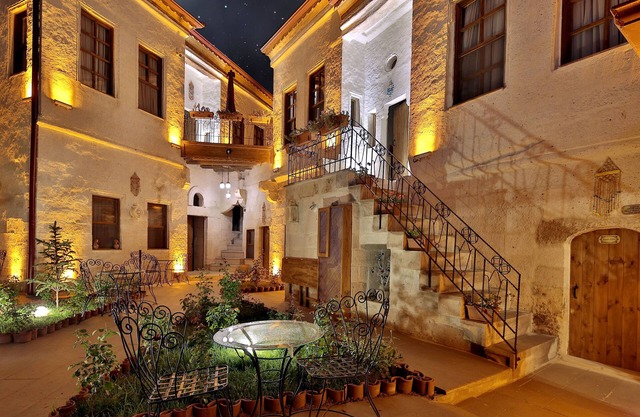 Sevdali Konaklar