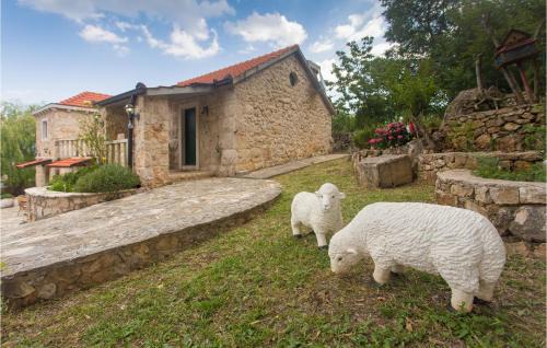 Seven-Bedroom Holiday Home In Dicmo