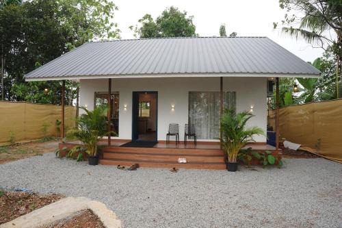Seven hillview Cottage