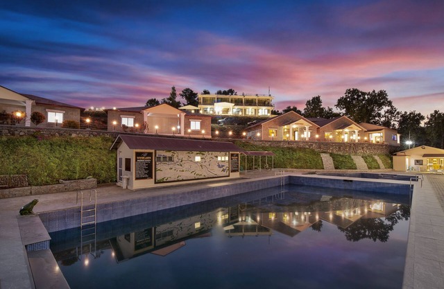 Seven Lakes Resort