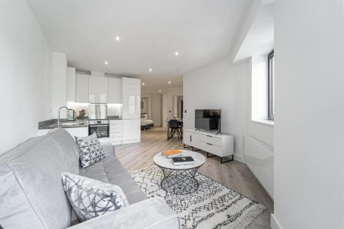 Seven Living Residences Solihull - Close to NEC & BHX - Free Parking