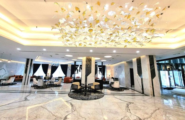 Seven Seas Hotel