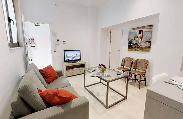 Sevilla Luxury Rentals - Alcazar II