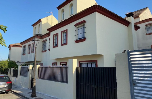 Sevilla Saltera casa RURAL cerca centro de Sevilla Familiar - Trabajo - Wifi