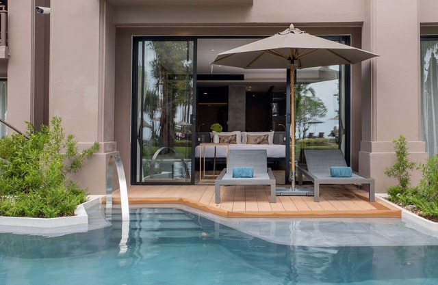 Cama King + Jacuzzi Piscina Habitación con acceso al mar (S3)
