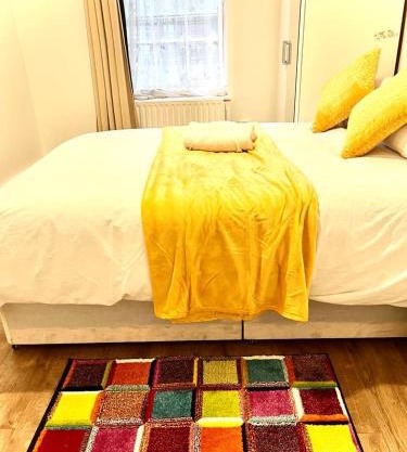 Shadwell Holiday Rooms