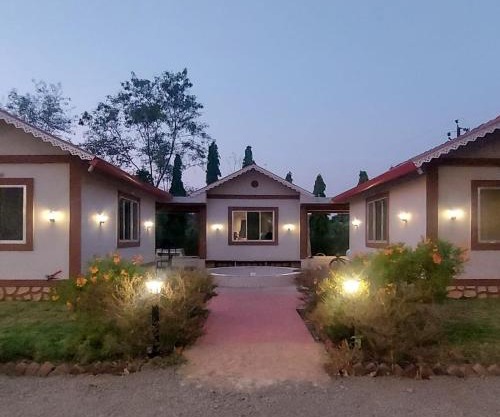 Shalom Farm, Karjat