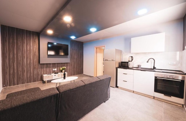 SHALVA SUITES