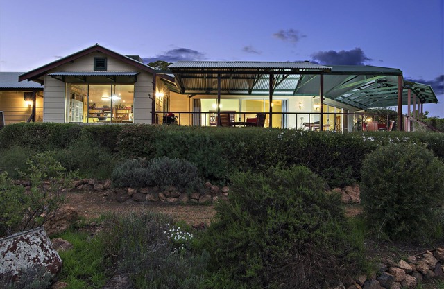 Shambhala Guesthouse
