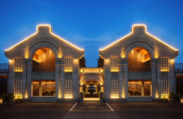 Shanghai Linyin Holiday Hotel