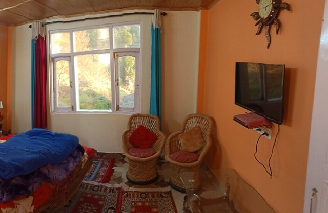 Cabañas de la selva Shanti. Un hogar perfecto para alojarse en Shimla a un precio muy razonable.