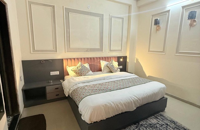 Shanti Vilas Hotel