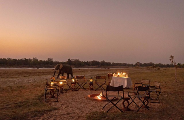 Shawa Luangwa Camp